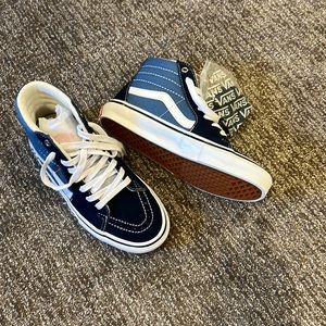 Vans high top size 7.5 new with tags